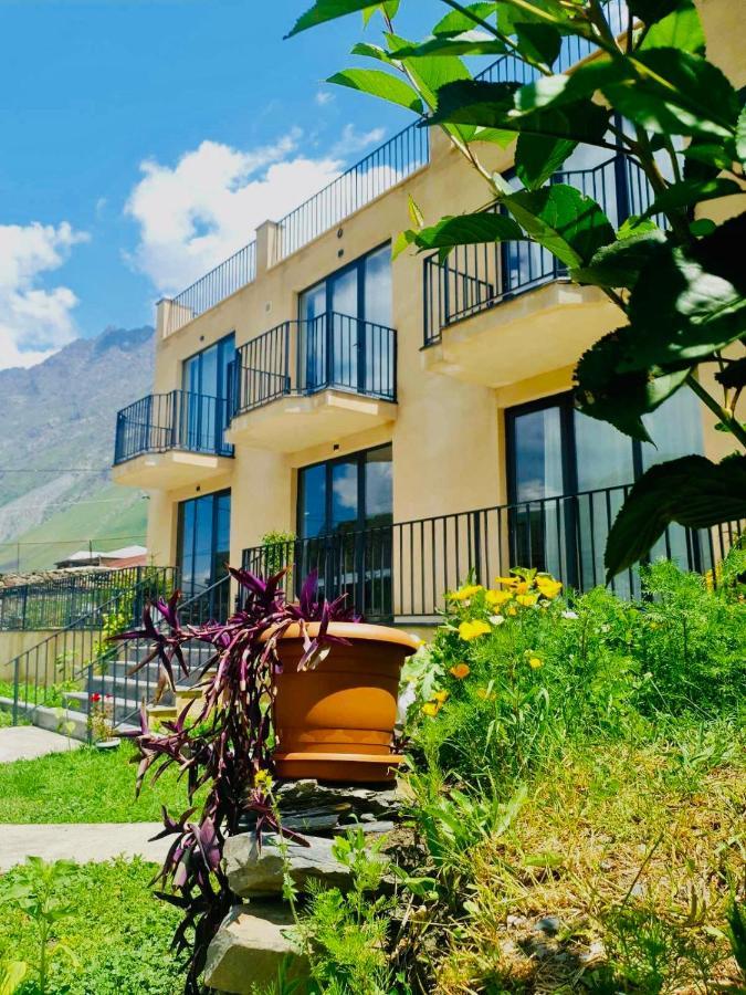 Hotel Horizon Kazbegi Экстерьер фото